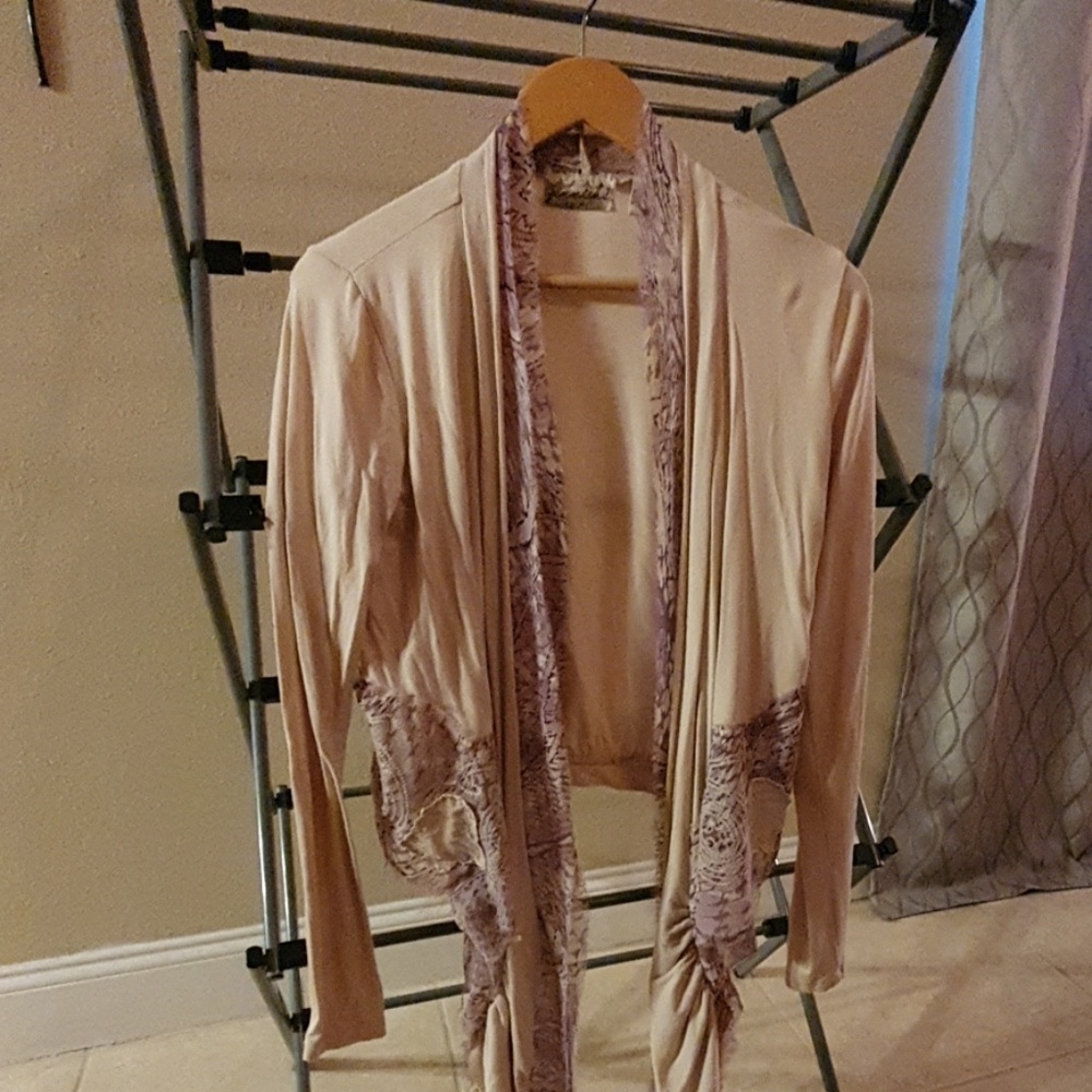 Light weight cardigan